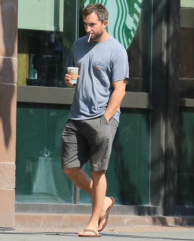 16956620-7306417-image-m-4_1565104456506