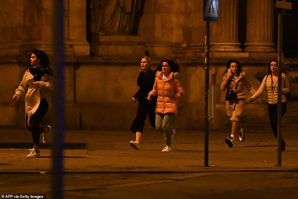 35165846-8906871-image-a-69_160435464168