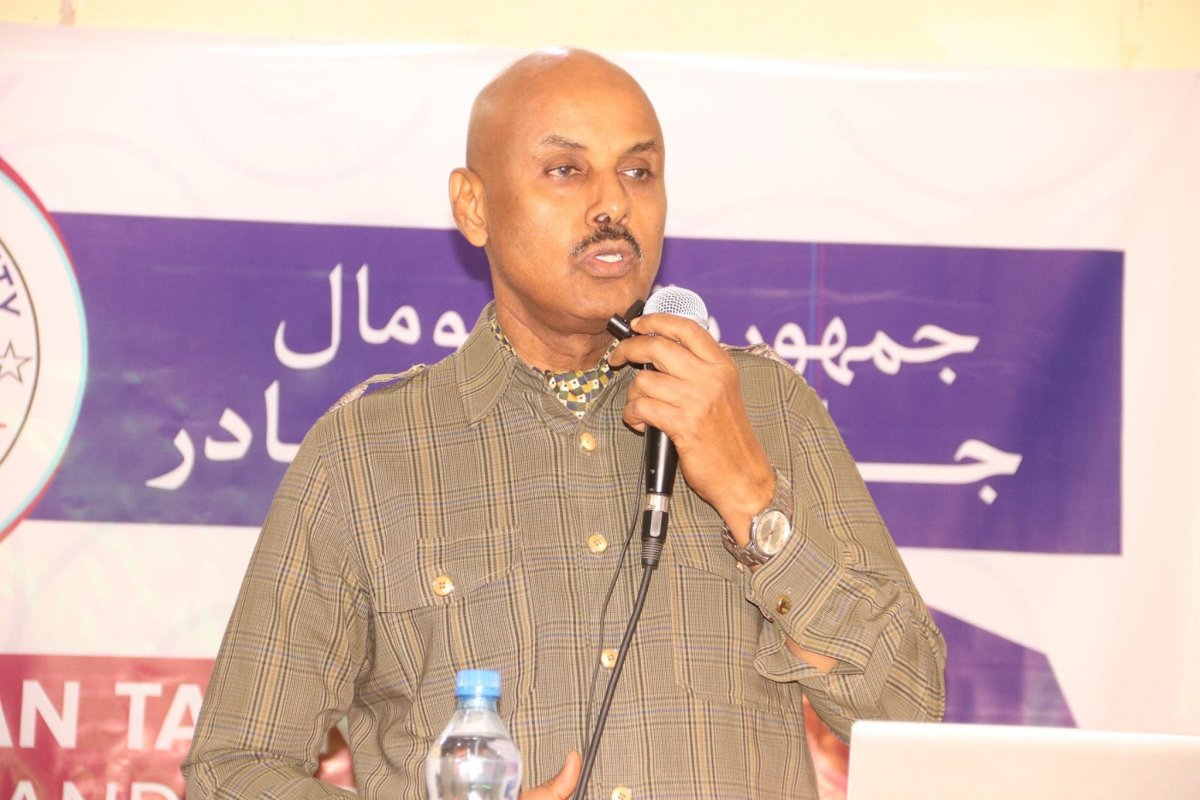 DR. DUFLE oo caawa ka badbaaday isku day dil