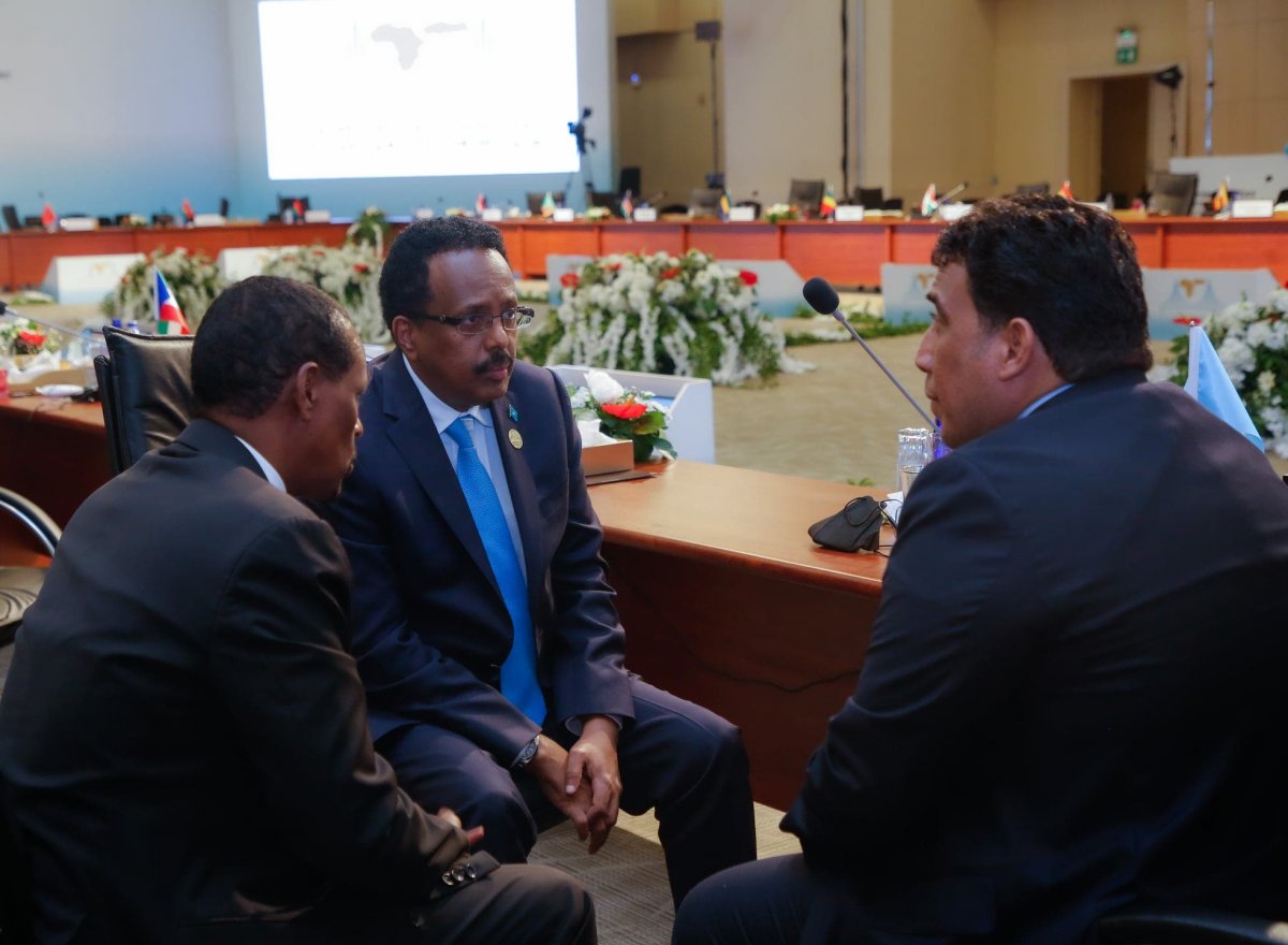 Farmaajo-iyo-hoggaamiyaha-Libya.jpga_.jp