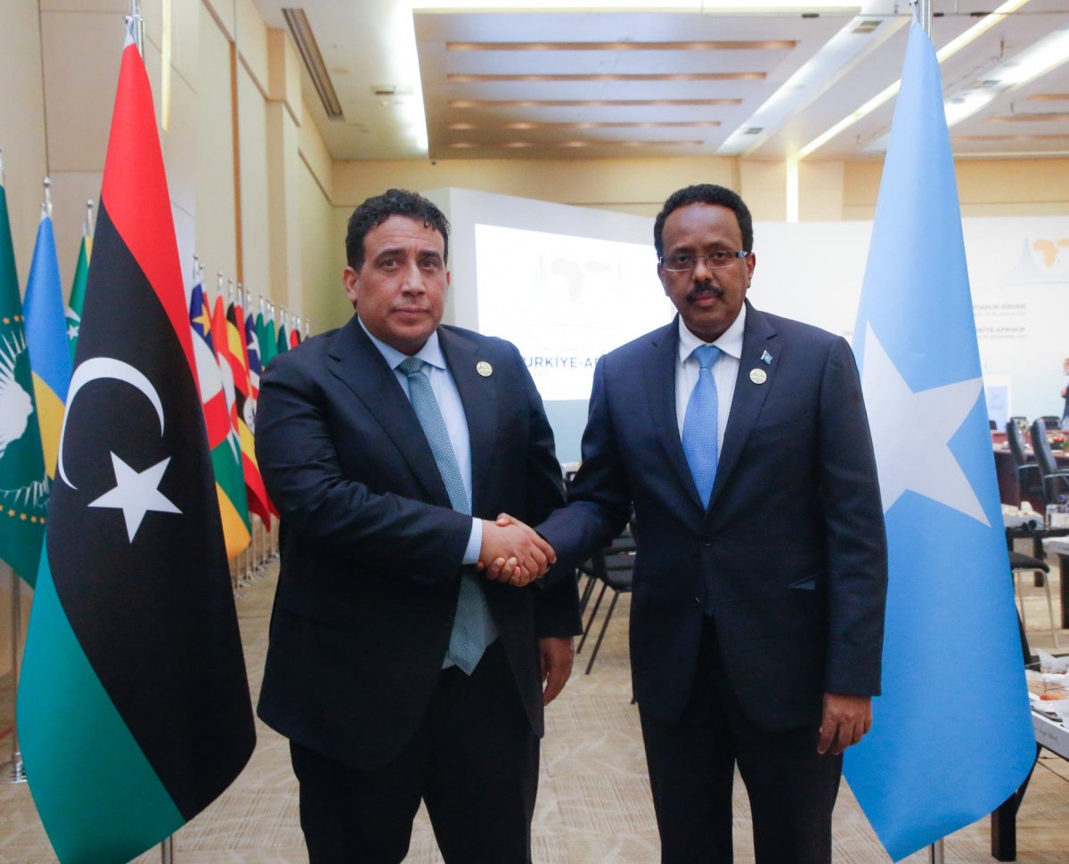 Farmaajo-iyo-hoggaamiyaha-Libya.jpgd_.jp