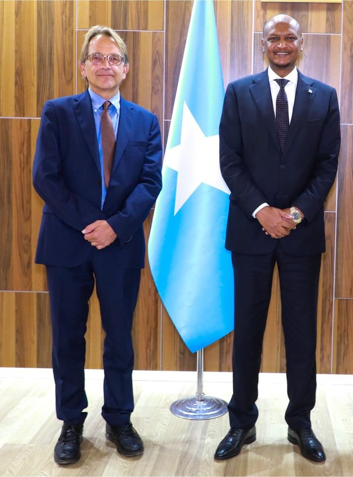 6f2db83a-20e1-4828-9800-2971b9594341-1.j