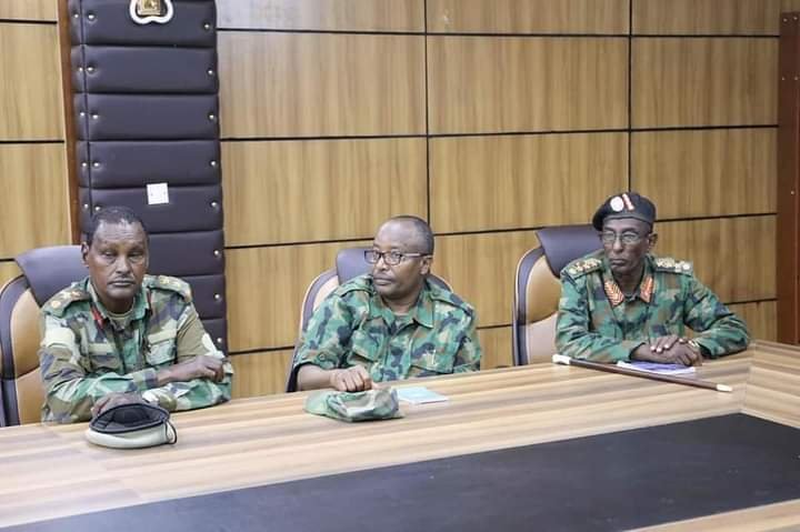 b2e63632-b36b-4550-ada0-636d4c834153