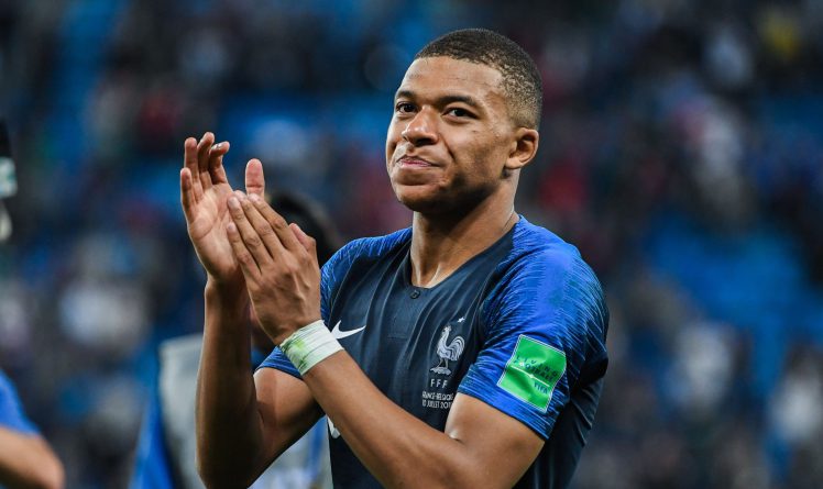 Kylian Mbappe gives superb response when asked if he can succeed Cristiano Ronaldo